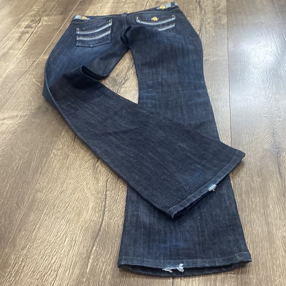 Guess Premium jeans. Dark blue with gold accents. Size 27 - Picture 5 of 5